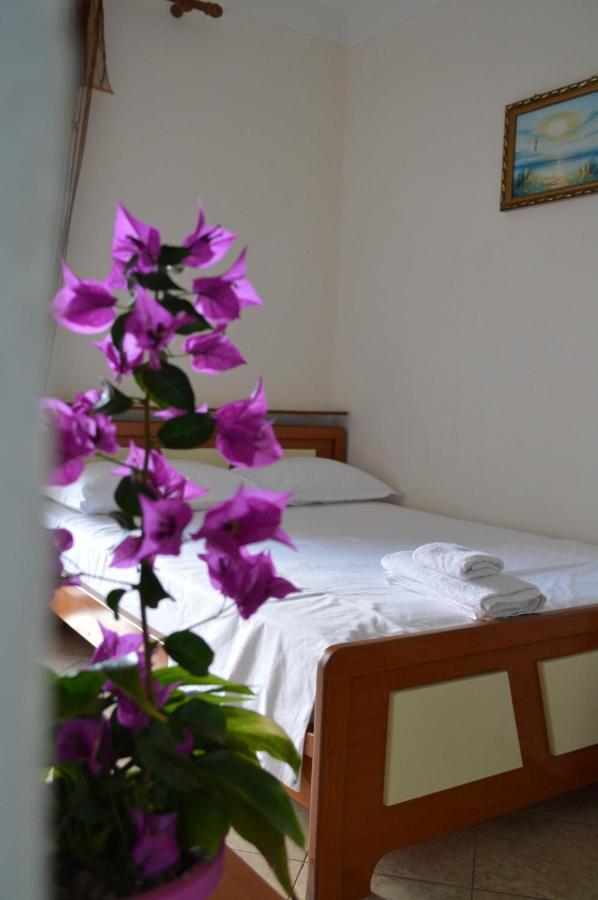 Hotel Ridal Vlorë Exterior foto